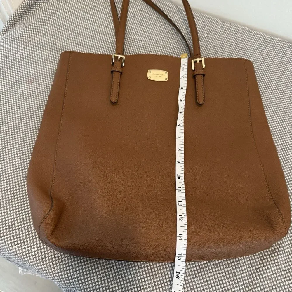 MICHAEL KORS Large Saffiano Leather Tote JET SET Tall TRAVEL ACORN BROWn